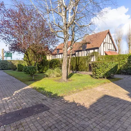 Le Clos Du Golf-2 By Interhome Casa de Férias Cabourg